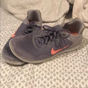 Nike freerun running shoes